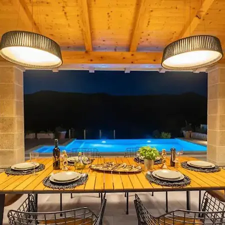 Ostreon Luxury *